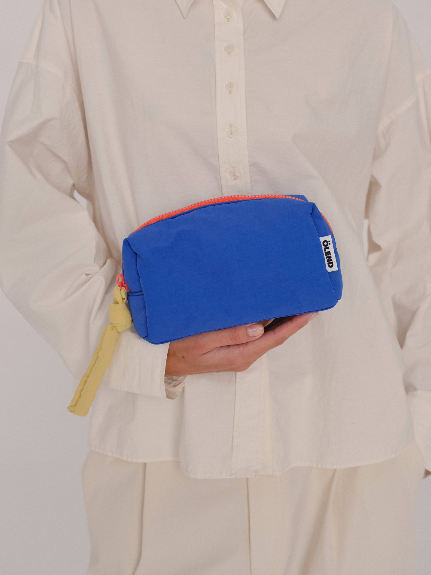 Ölend Makeup Bag