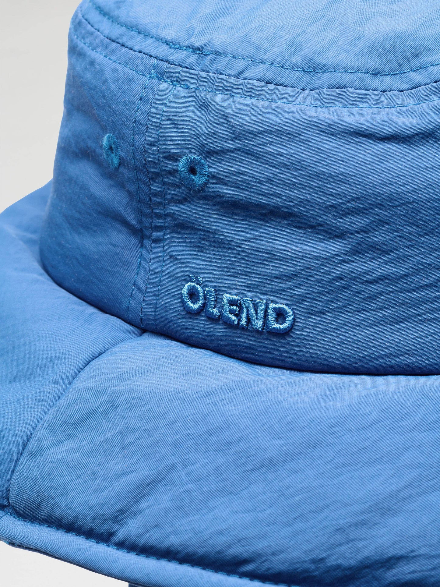 Ölend Padded Bucket Hat