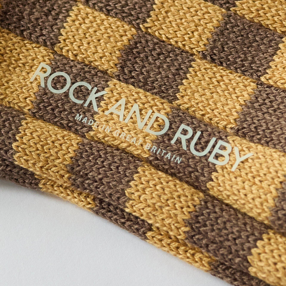 Walnut Brown Edith Check Socks