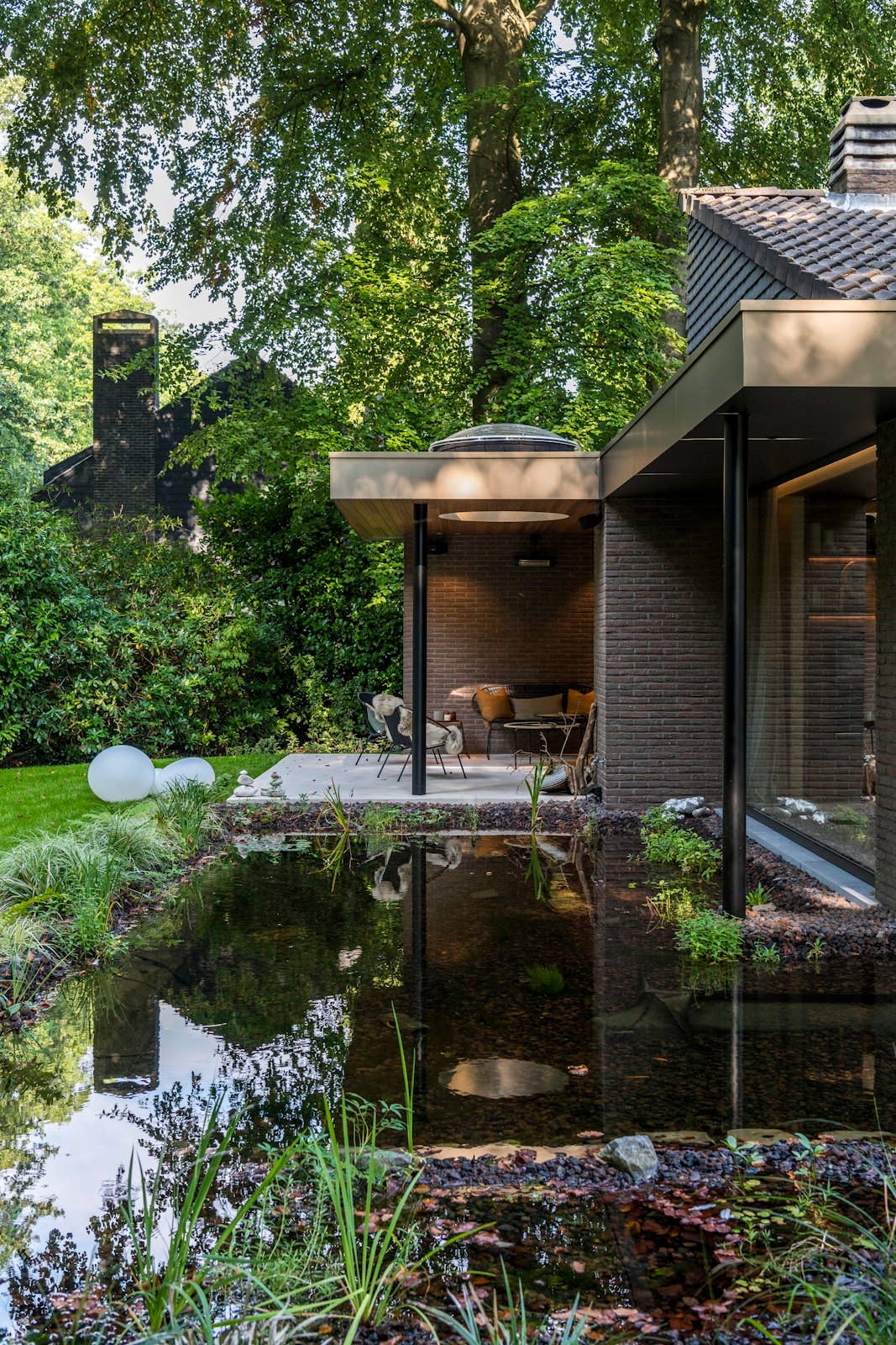 Creative Homes: Interiors and Design in Belgium