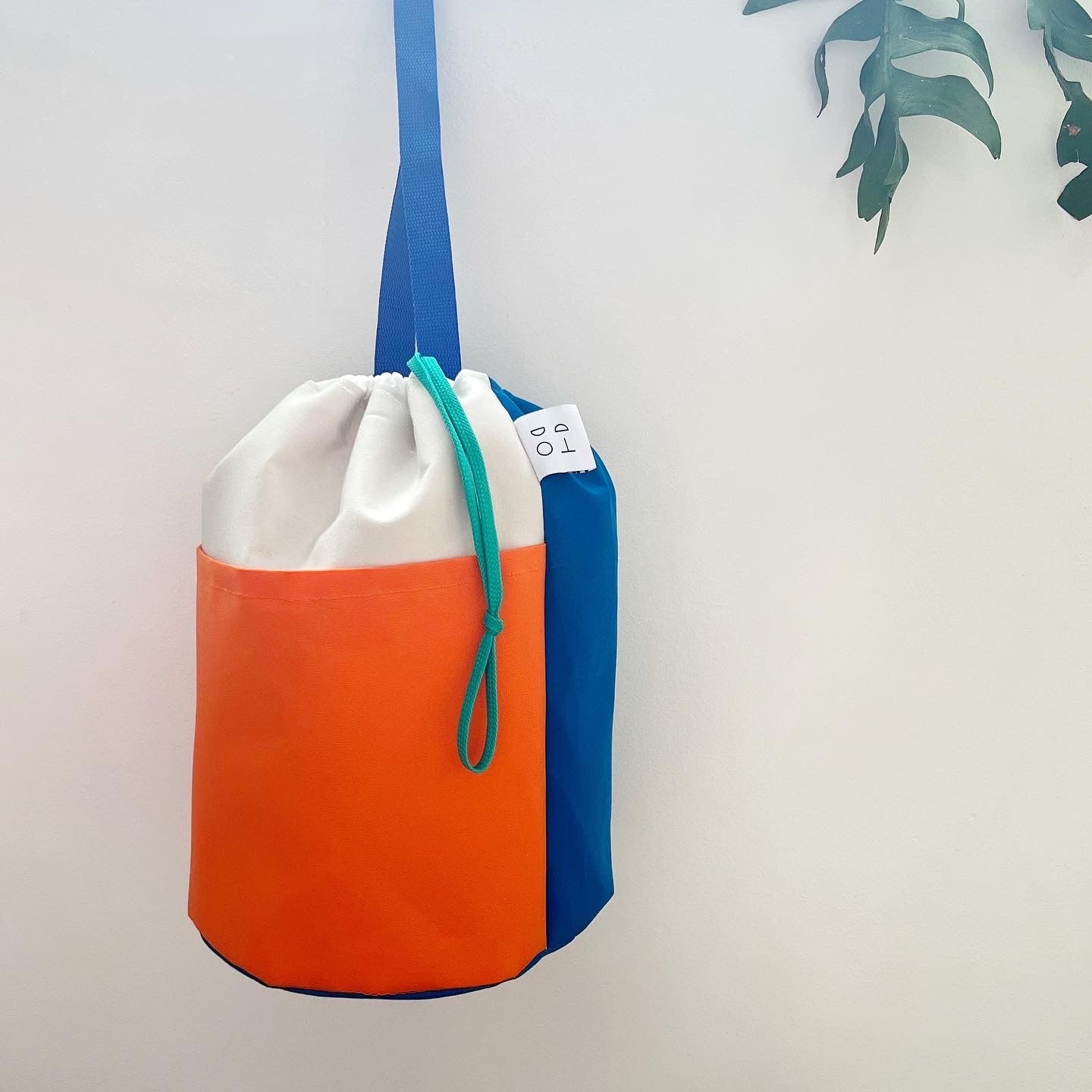 Bucket Bag - Adjustable Strap